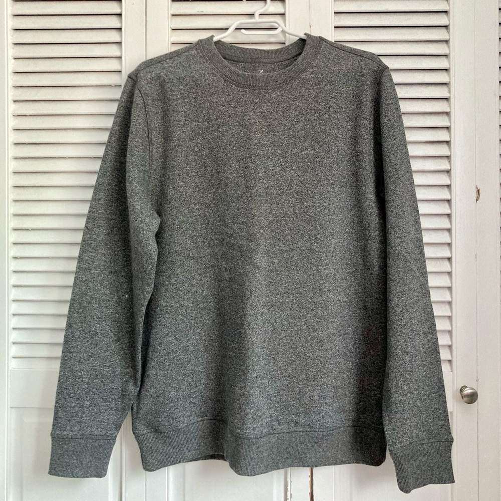 Denver Hayes brand modern fit sweatshirt